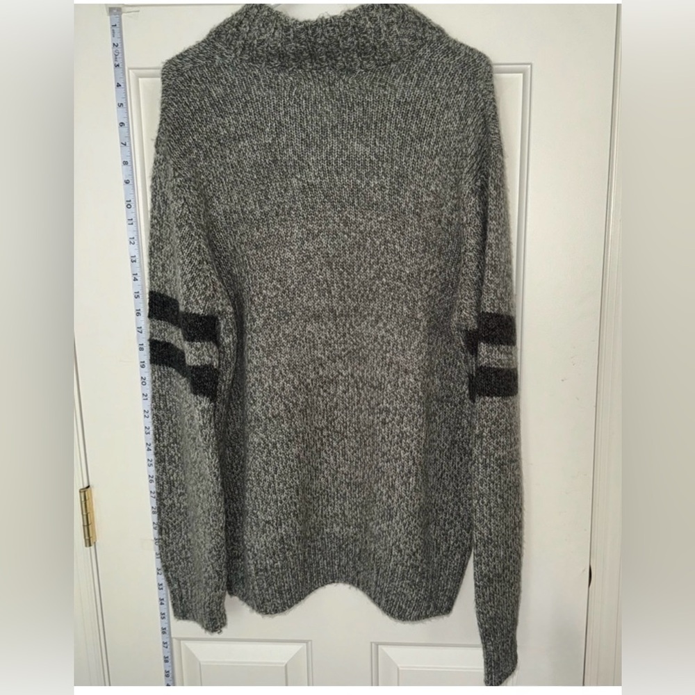 John Henry Men’s sweater, gray, size XL - Picture 2 of 6